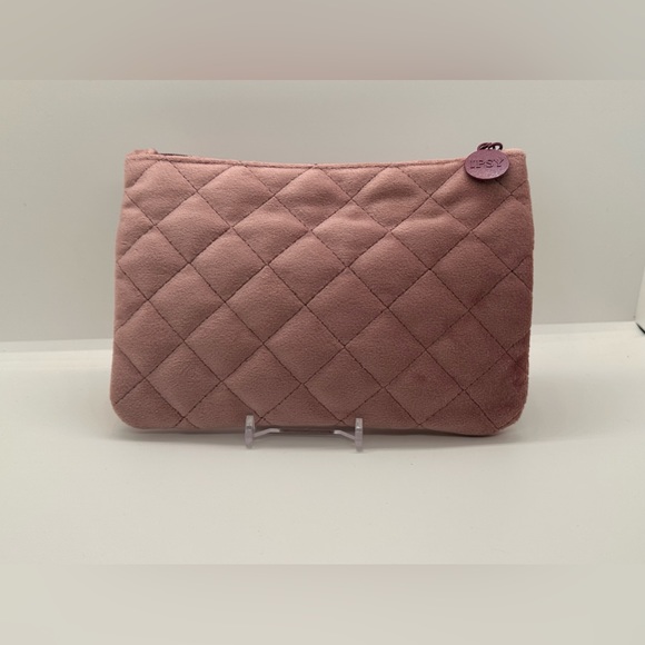 Ipsy - February 2020 - Soft Pink Bag - Picture 1 of 4